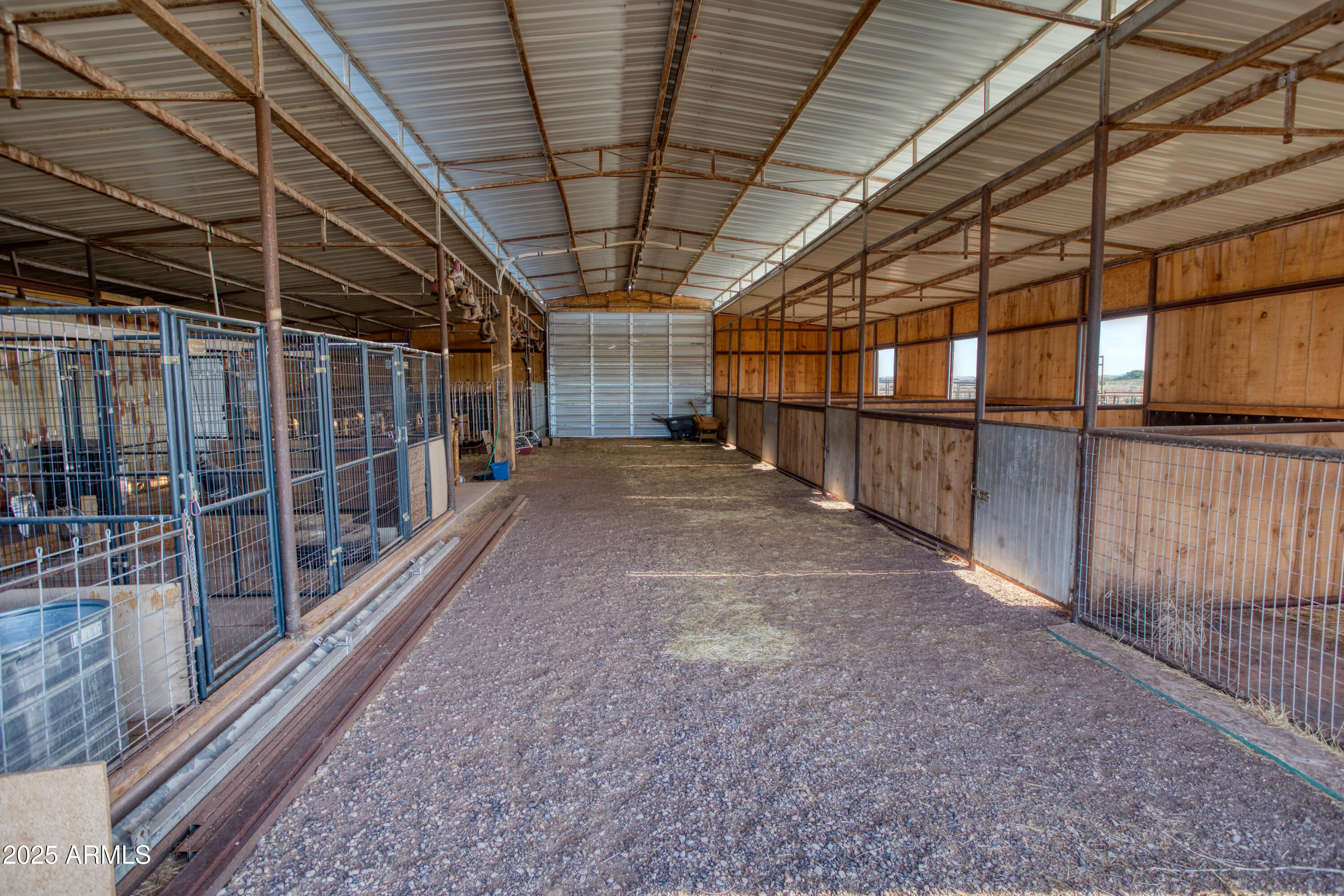 7545 East Sherwood Lane, Unit R Snowflake, AZ 85937 - Photo 4 of 21 Barn
