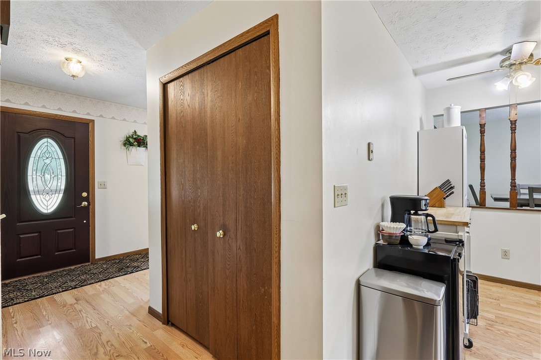 4702 Alger Road Richfield, OH 44286 - Photo 12 of 46 First floor hallway into kitchen