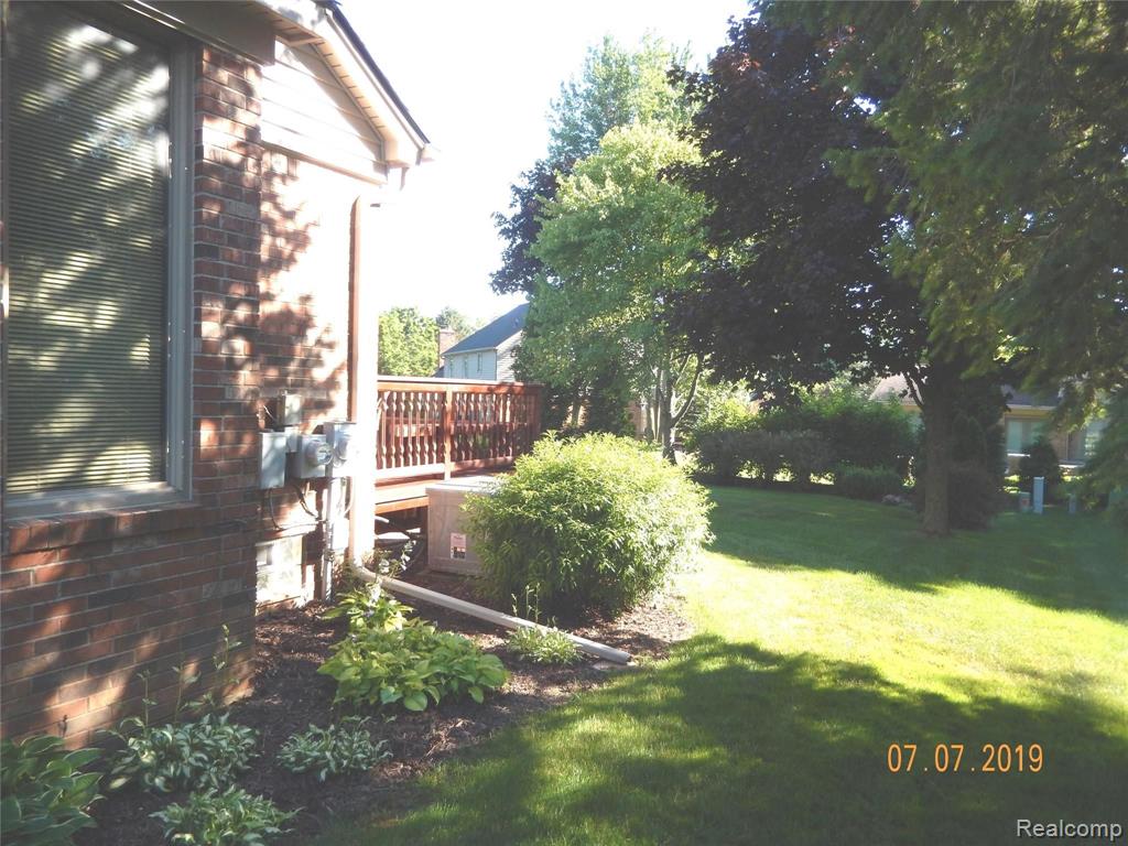 3421 Summit Ridge Drive Rochester Hills, MI 48306 - Photo 8 of 58