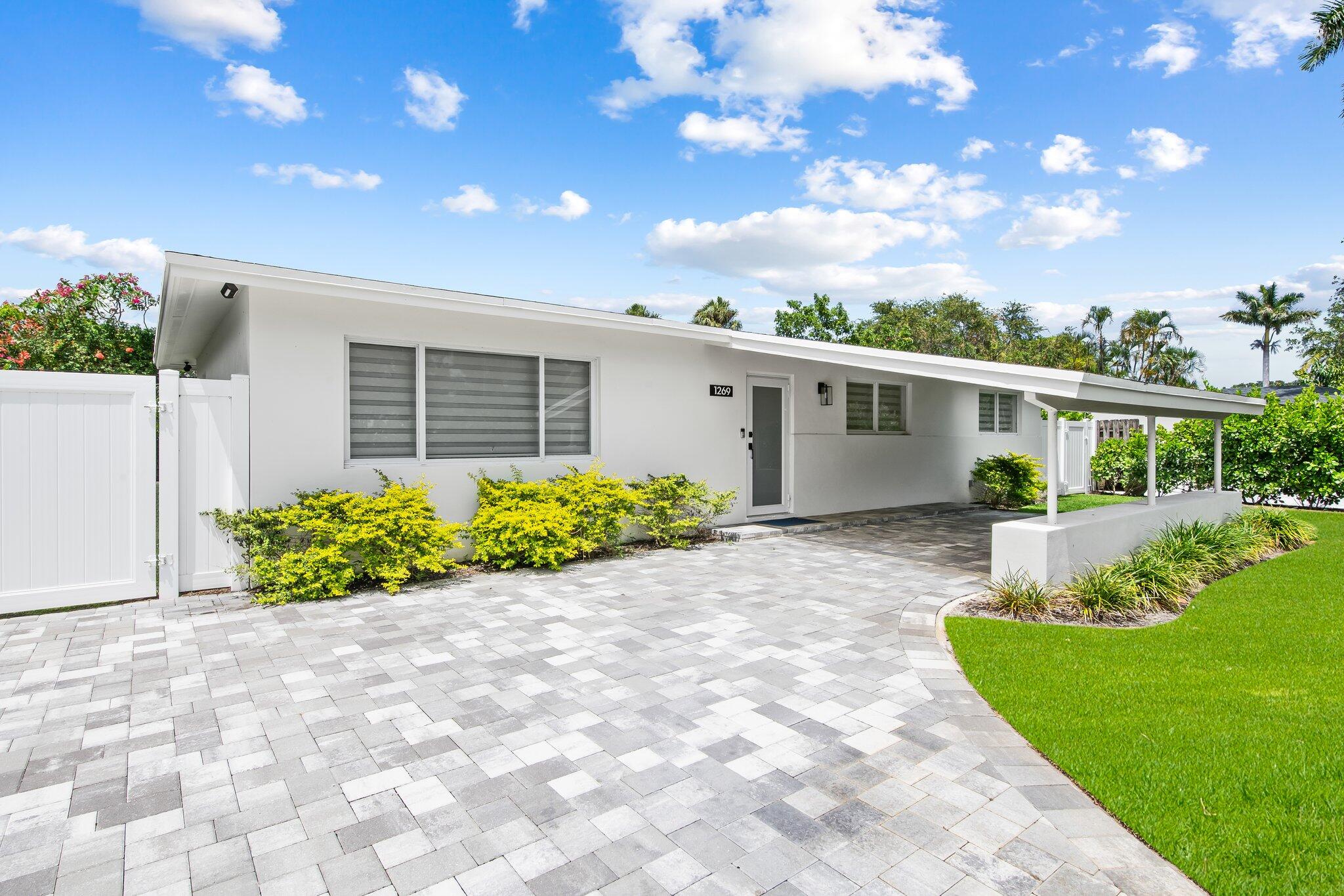 1269 Northwest 4th Street Boca Raton, FL 33486 - Photo 9 of 29 Front View