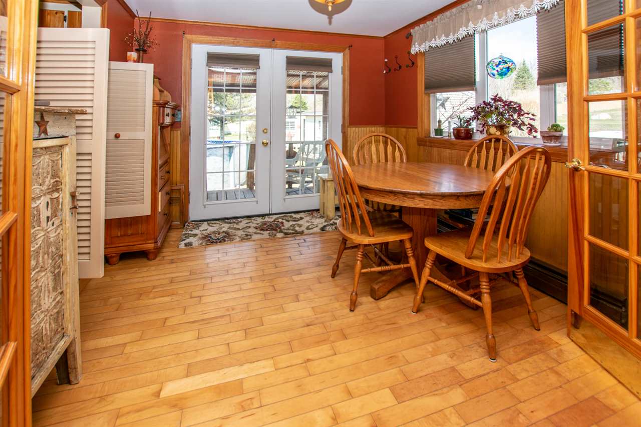 1732 East Road Bennington, VT 05201 - Photo 3 of 33 Gallery Image 3