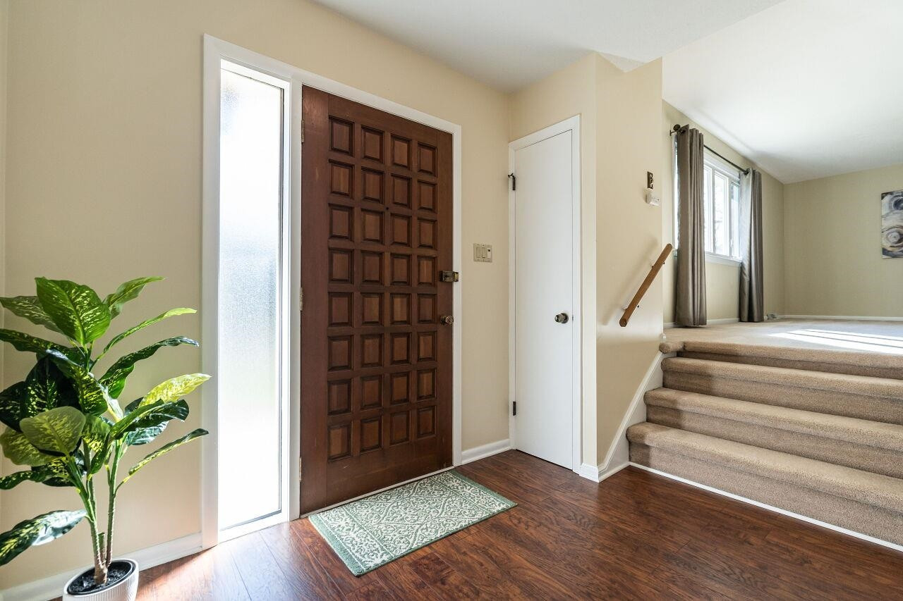 5701 Old Forge Circle Raleigh, NC 27609 - Photo 5 of 33 Foyer