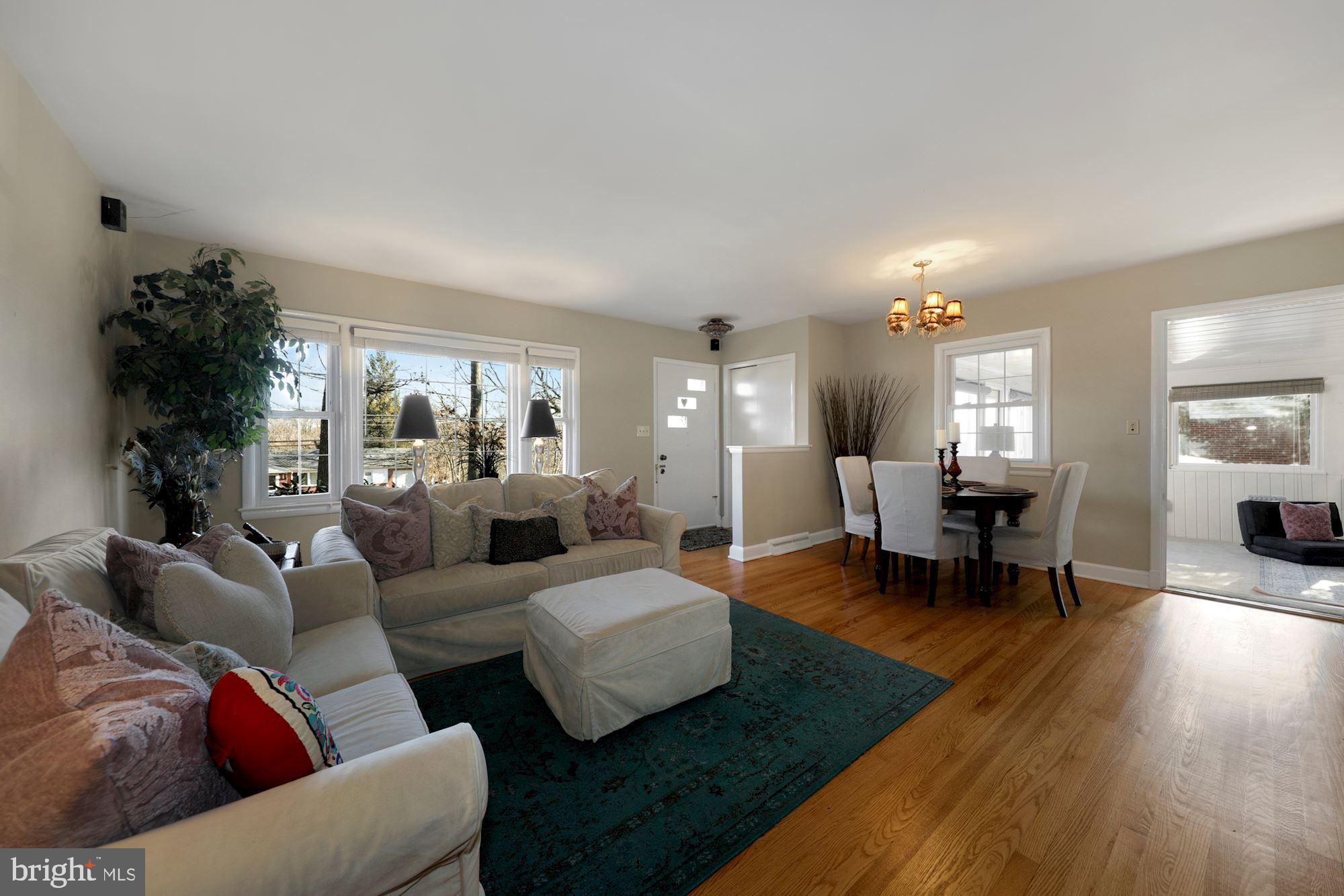 9808 Hawkins Creamery Road Damascus, MD 20872 - Photo 7 of 34 Cozy family room and dining room