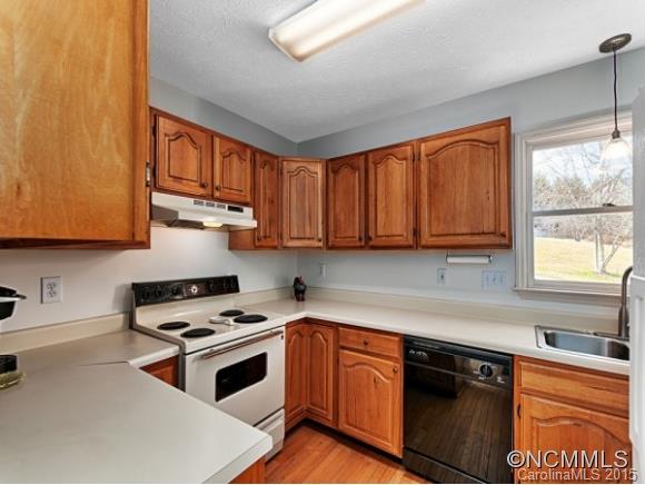 1 Brooks Cove Road Candler, NC 28715 - Photo 7 of 17 Gallery Image 7