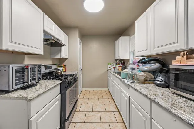 $259,900 | 1513 Glynn Oaks Drive, Arlington, TX 76010