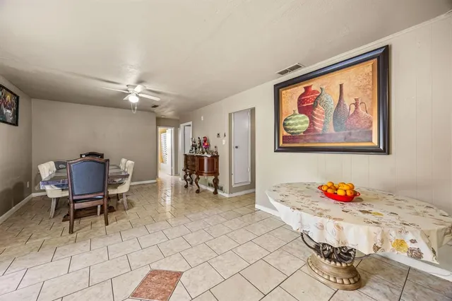 $259,900 | 1513 Glynn Oaks Drive, Arlington, TX 76010