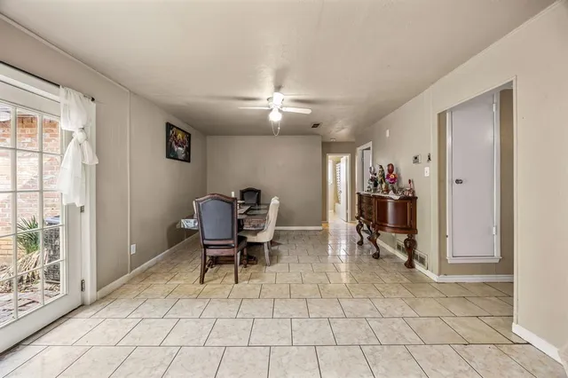 $259,900 | 1513 Glynn Oaks Drive, Arlington, TX 76010