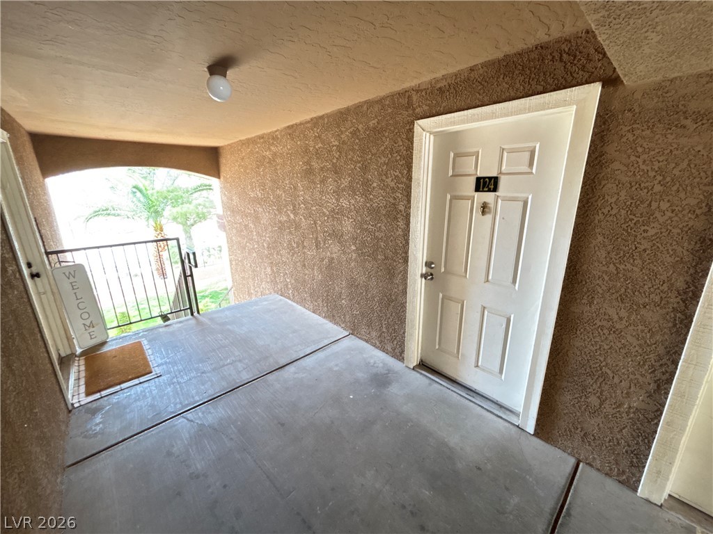 231 West Horizon Ridge Parkway, Unit 124 Henderson, NV 89012 - Photo 2 of 31