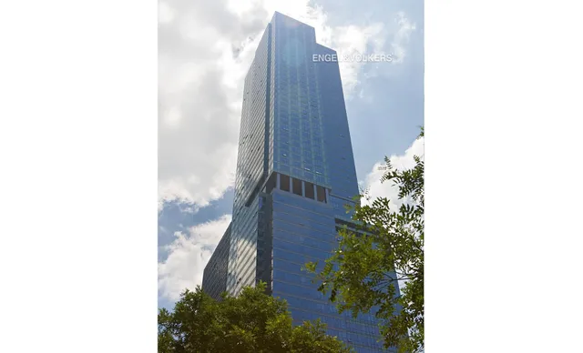 $819,000 | 350 West 42nd Street, Unit 7K | Hell's Kitchen