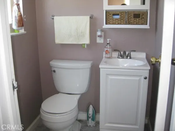 $260,000 | 2040 Yosemite Court, Barstow, CA 92311