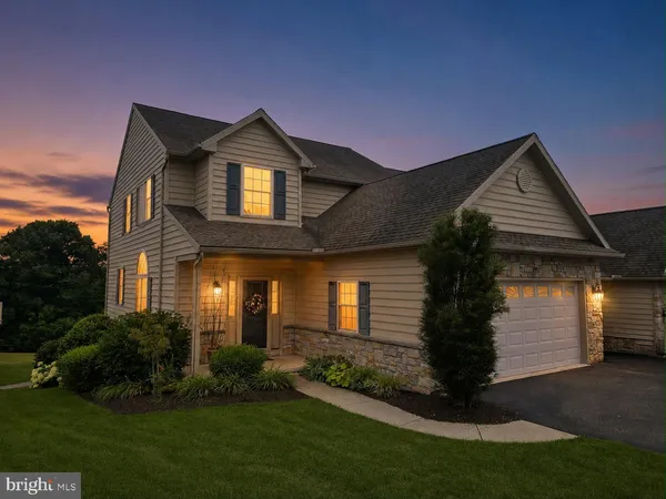 $389,900 | 26 Southwoods Drive, Elizabethtown, PA 17022