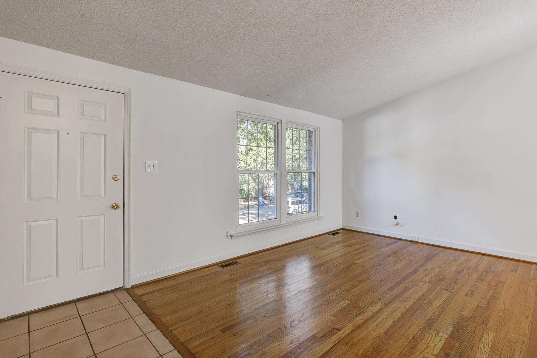 7317 Shellburne Drive Raleigh, NC 27612 - Photo 4 of 30 Photo 4