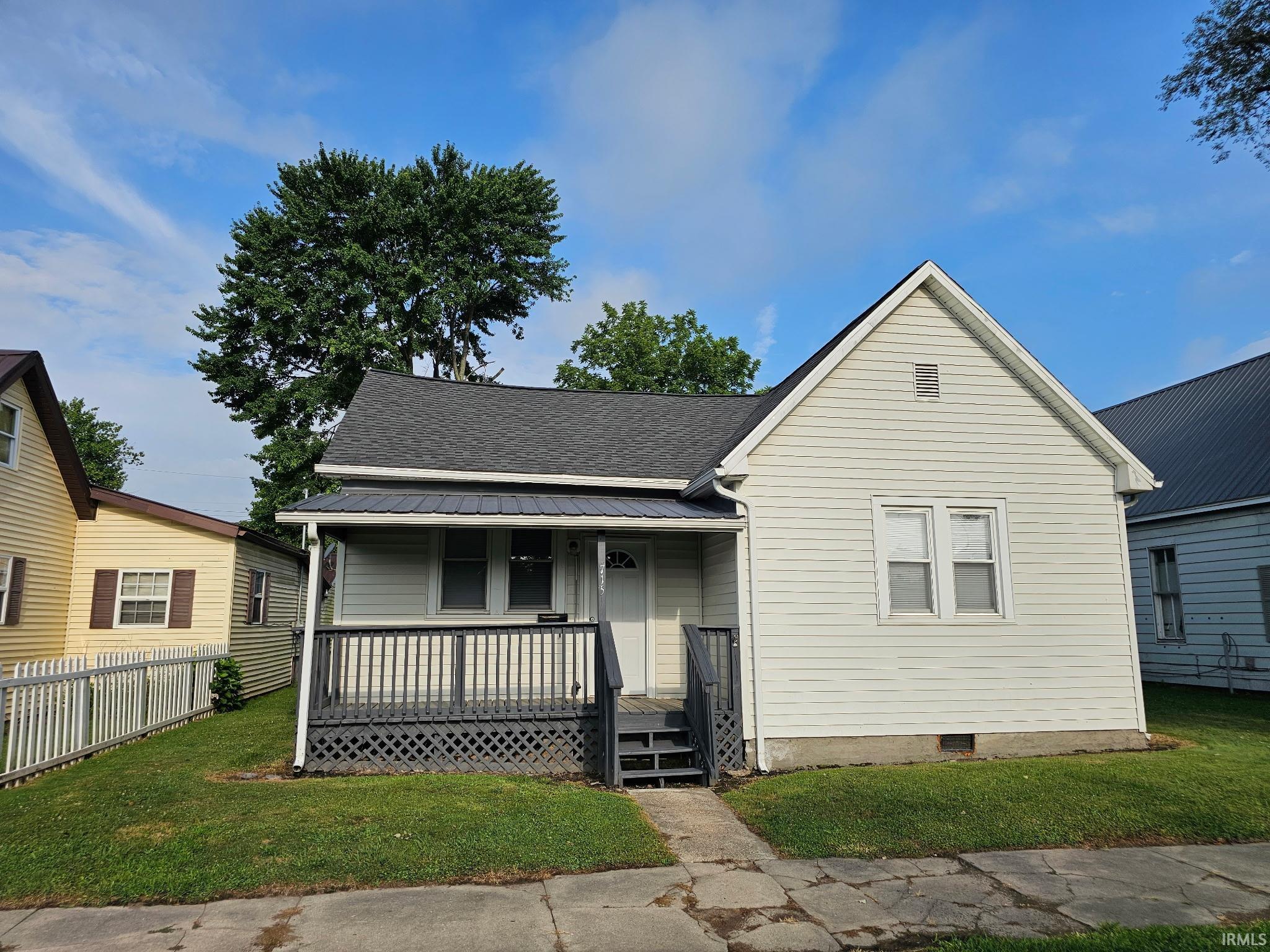 715 South Seminary Street Princeton, IN 47670 - Photo 1 of 16