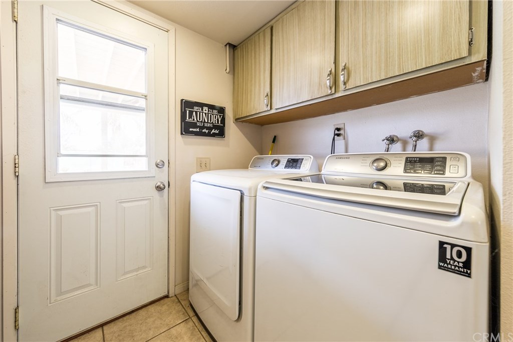 25130 Pierson Road Homeland, CA 92548 - Photo 14 of 23 Laundry room