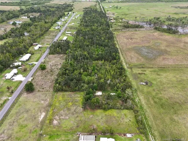 $250,000 | 1345 Arsene Lebleu Road, Lake Charles, LA 70607