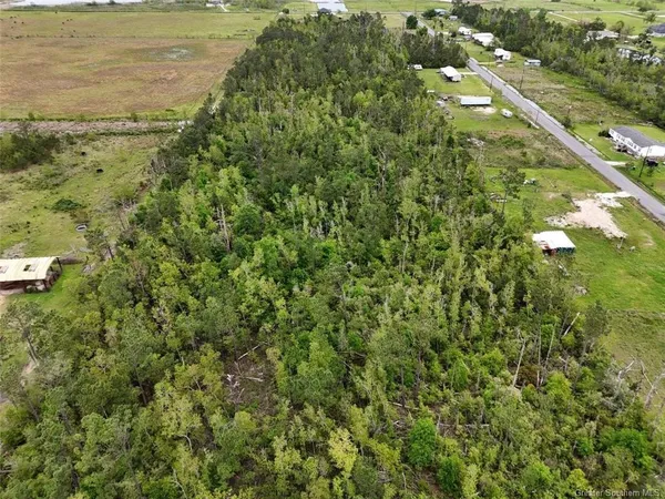 $250,000 | 1345 Arsene Lebleu Road, Lake Charles, LA 70607