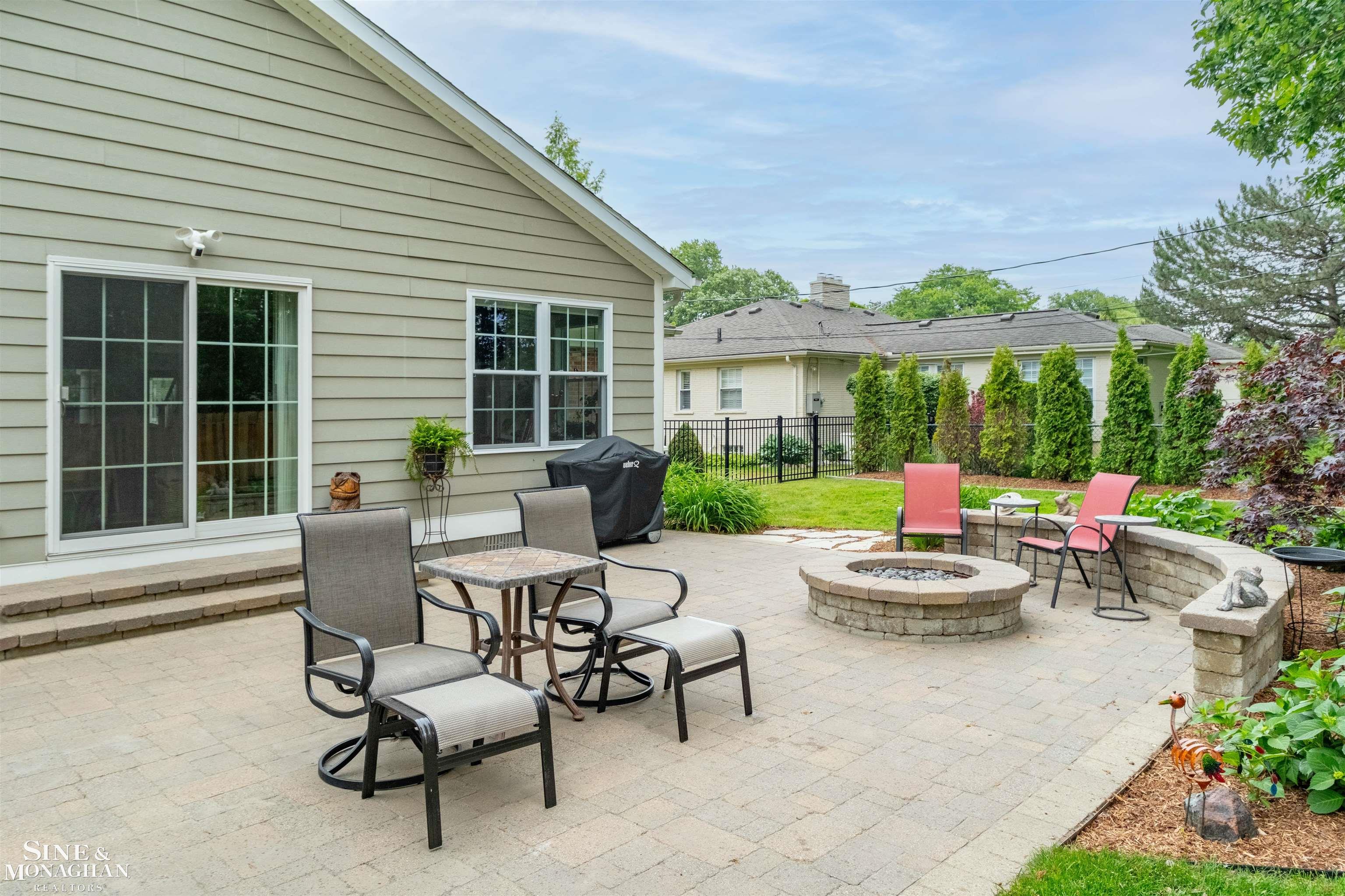 1061 North Renaud Road Grosse Pointe Woods, MI 48236 - Photo 45 of 63