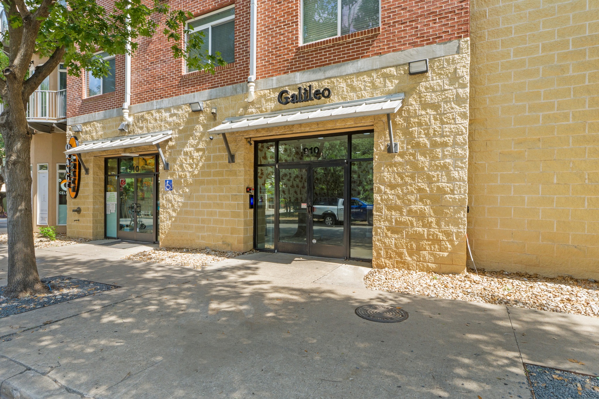 910 West 25th Street, Unit 209 Austin, TX 78705 - Photo 18 of 19