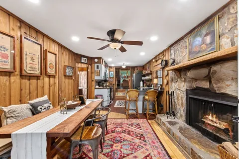 $674,900 | 184 Fightingtown Drive, Blue Ridge, GA 30513