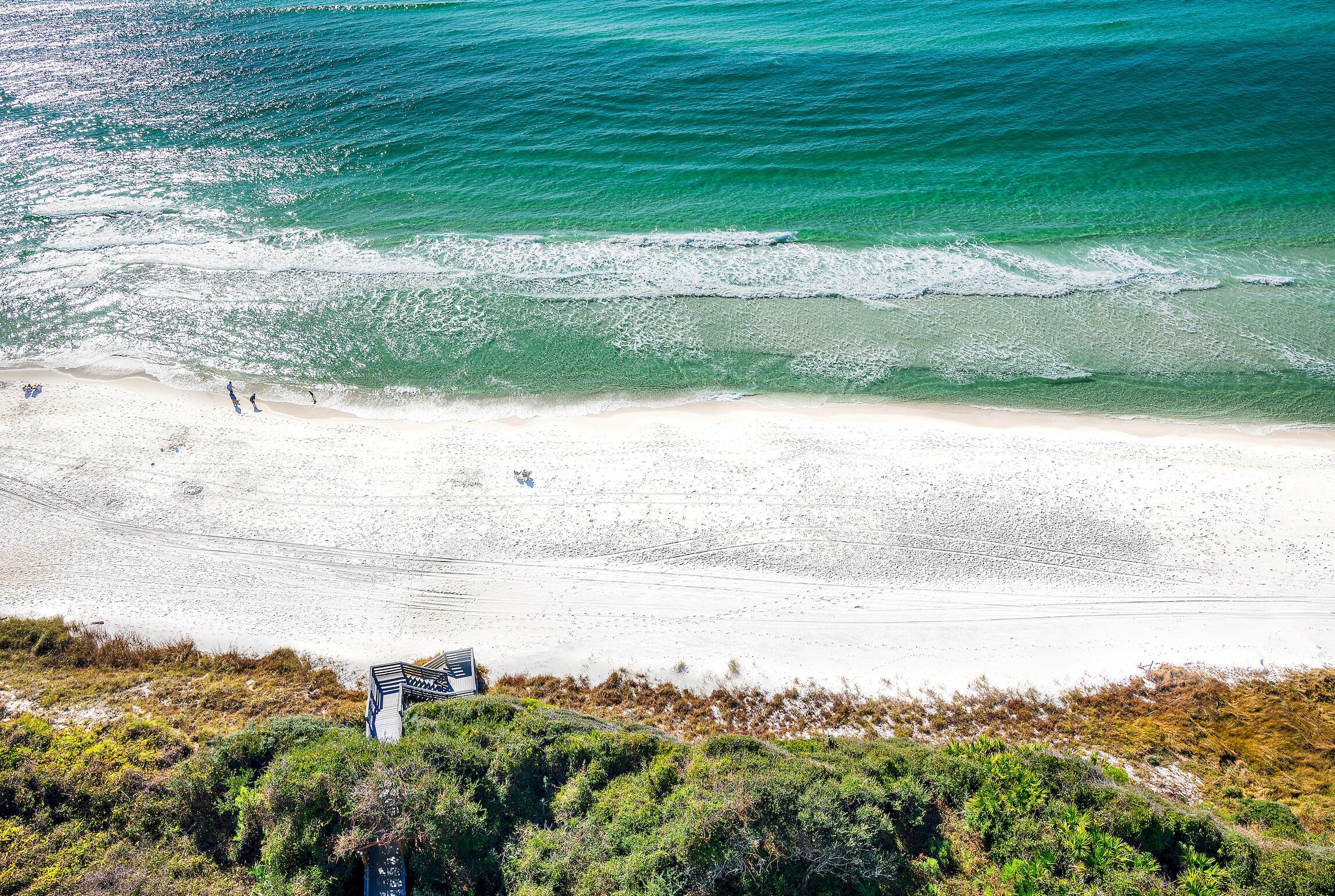 4100 East County Highway 30A, Unit 1805 Santa Rosa Beach, FL 32459 - Photo 33 of 35 a view of a yard with an outdoor space