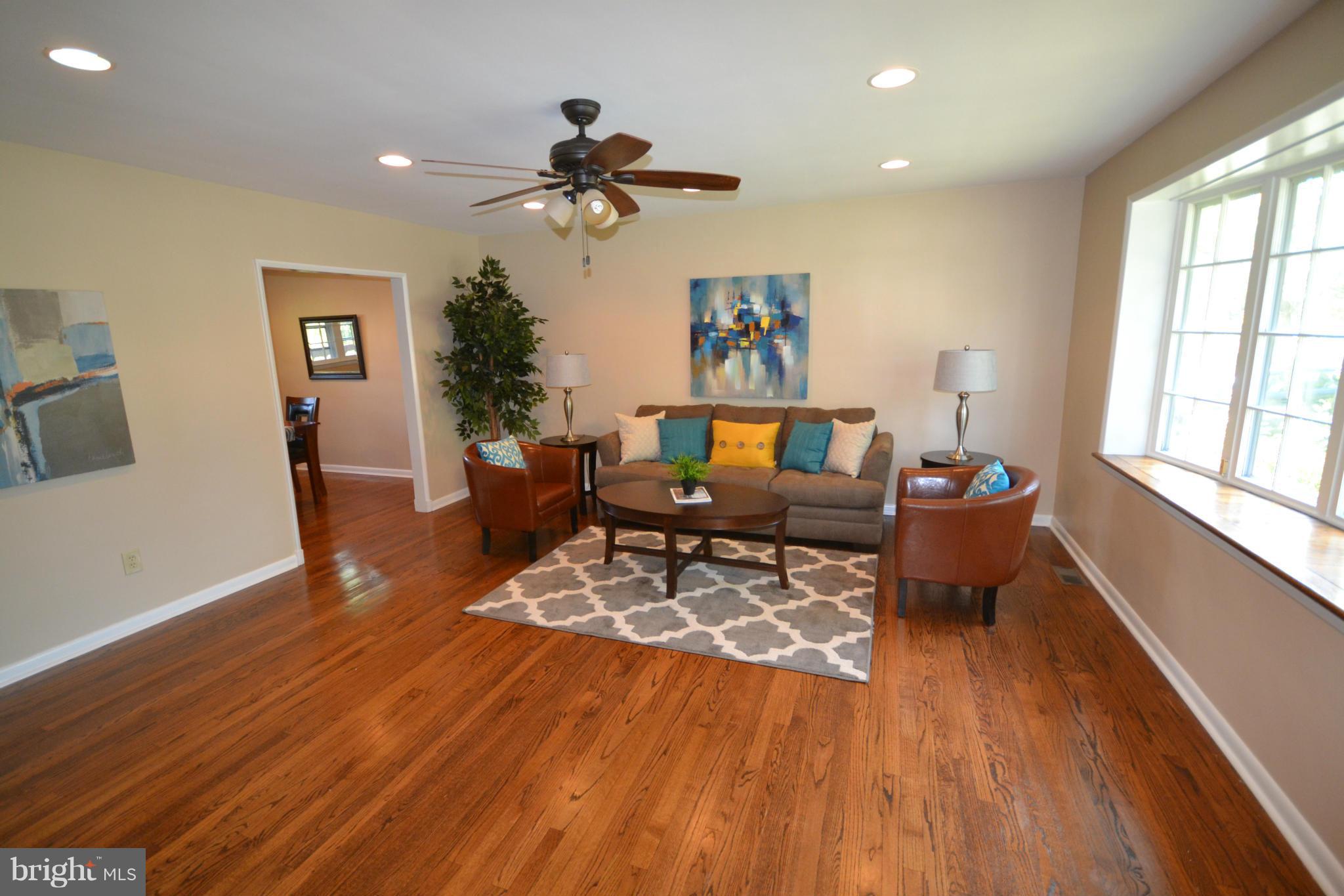 221 Solway Road Lutherville-Timonium, MD 21093 - Photo 4 of 15 Living Room