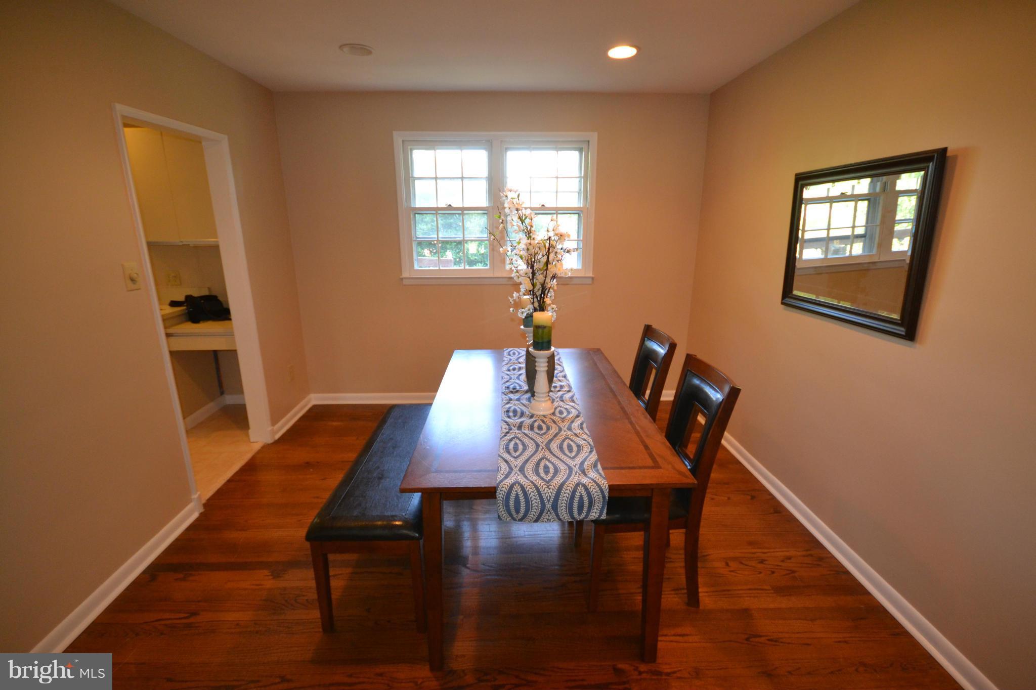 221 Solway Road Lutherville-Timonium, MD 21093 - Photo 6 of 15 Dining Room