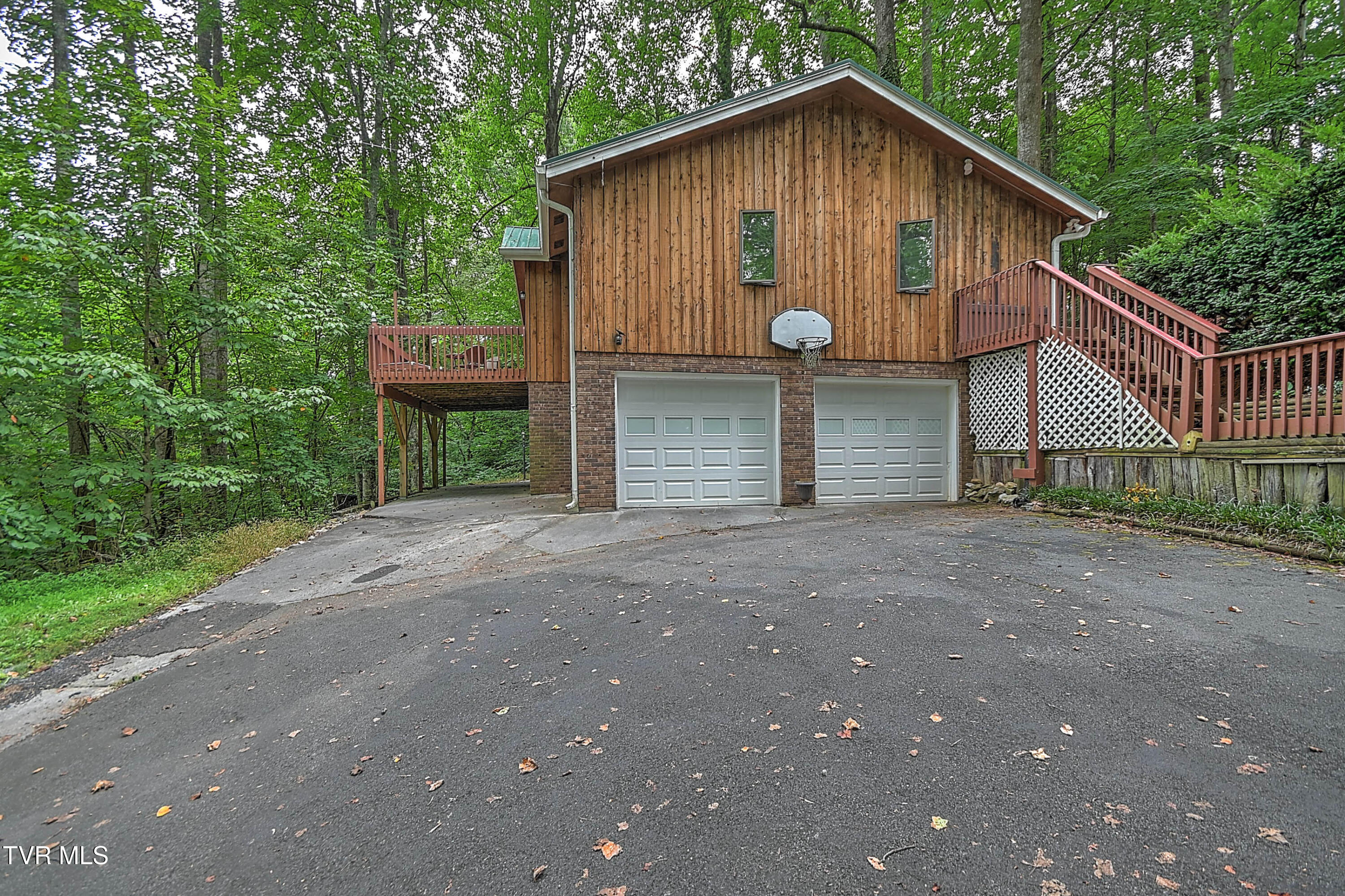 2933 Cherokee Road Johnson City, TN 37604 - Photo 2 of 62 2933 Cherokee BK-55