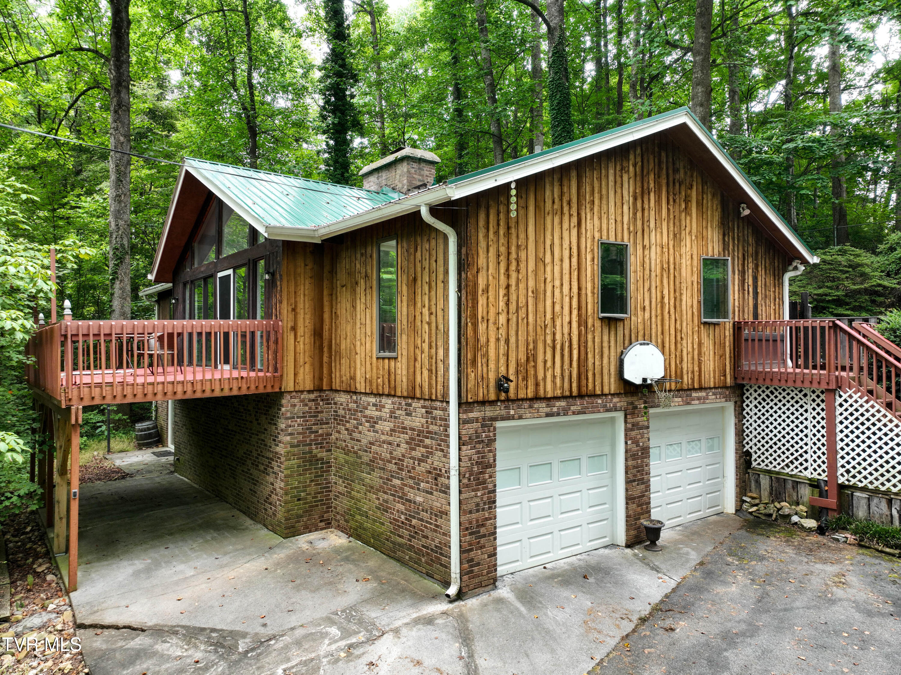 2933 Cherokee Road Johnson City, TN 37604 - Photo 3 of 62 2933 Cherokee Rd Drone KEMP-3