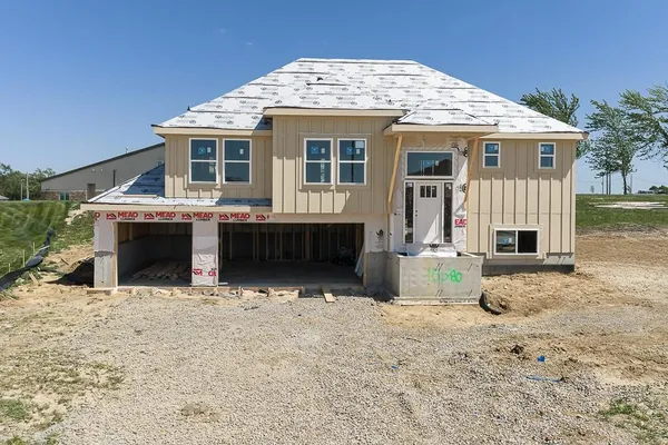 $429,950 | 15580 Sheridan Court, Basehor, KS 66007