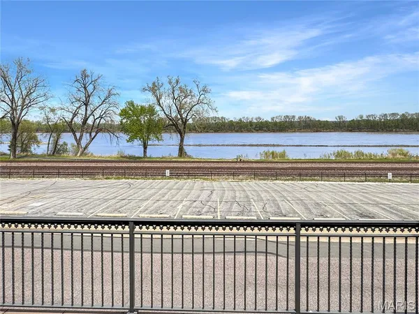 $875,000 | 524 West Front Street, Washington, MO 63090