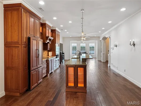 $875,000 | 524 West Front Street, Washington, MO 63090