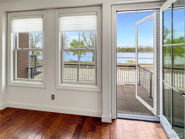 $875,000 | 524 West Front Street, Washington, MO 63090