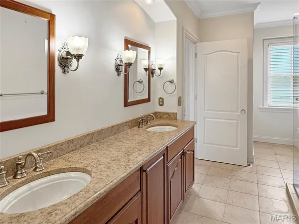 $875,000 | 524 West Front Street, Washington, MO 63090