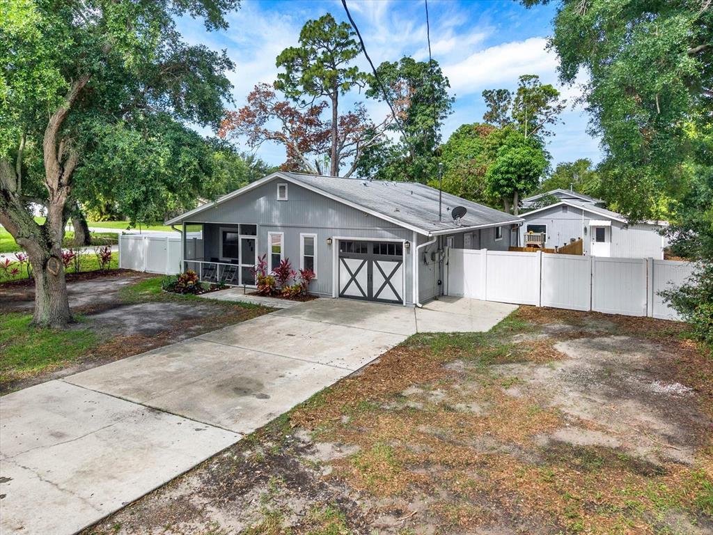 1978 Dix Street Largo, FL 33774 - Photo 43 of 44