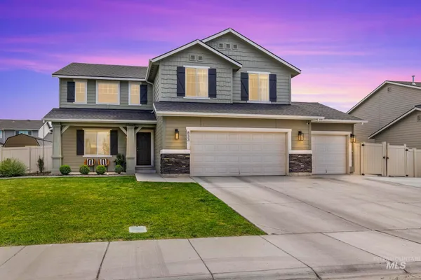 $555,000 | 833 White Tail Drive, Twin Falls, ID 83301