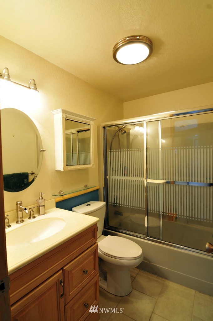 1410 Welling Road Bellingham, WA 98226 - Photo 2 of 18
