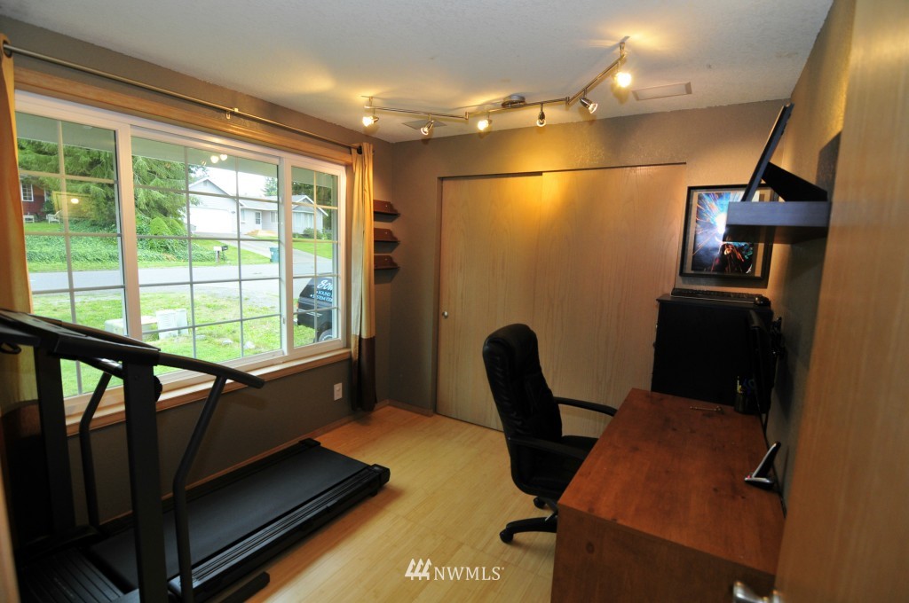 1410 Welling Road Bellingham, WA 98226 - Photo 14 of 18