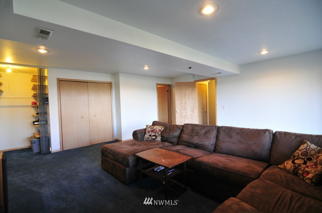1410 Welling Road Bellingham, WA 98226 - Photo 6 of 18