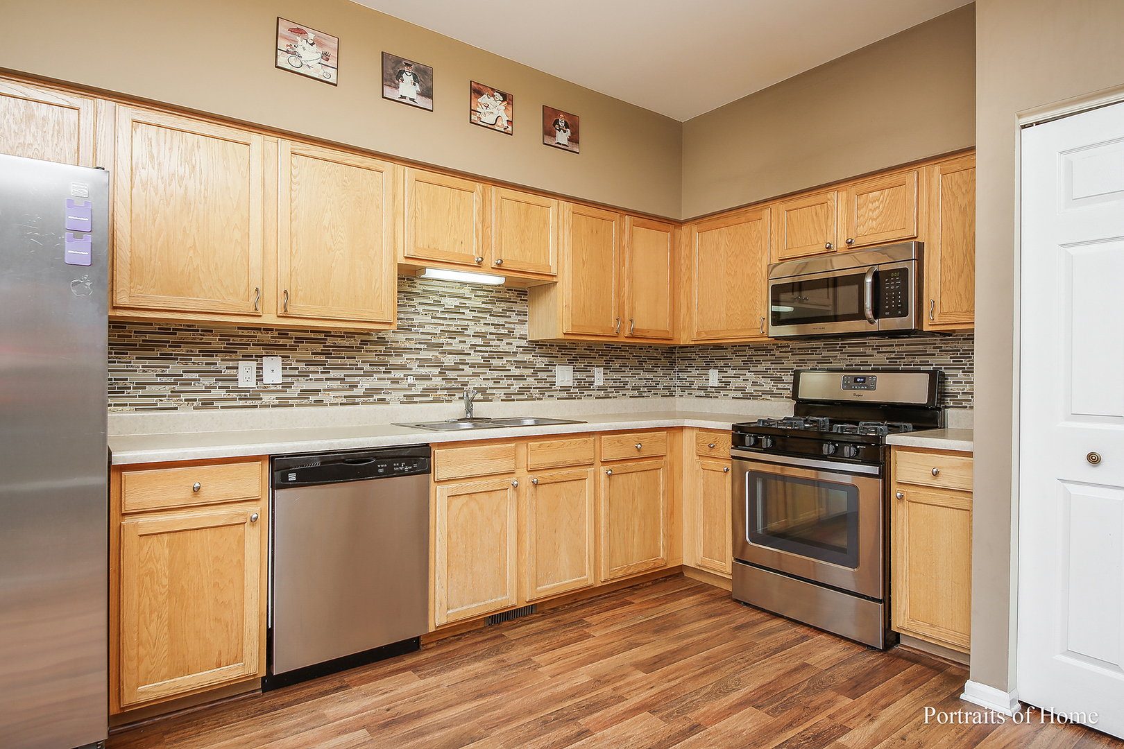343 Reston Circle Romeoville, IL 60446 - Photo 2 of 16