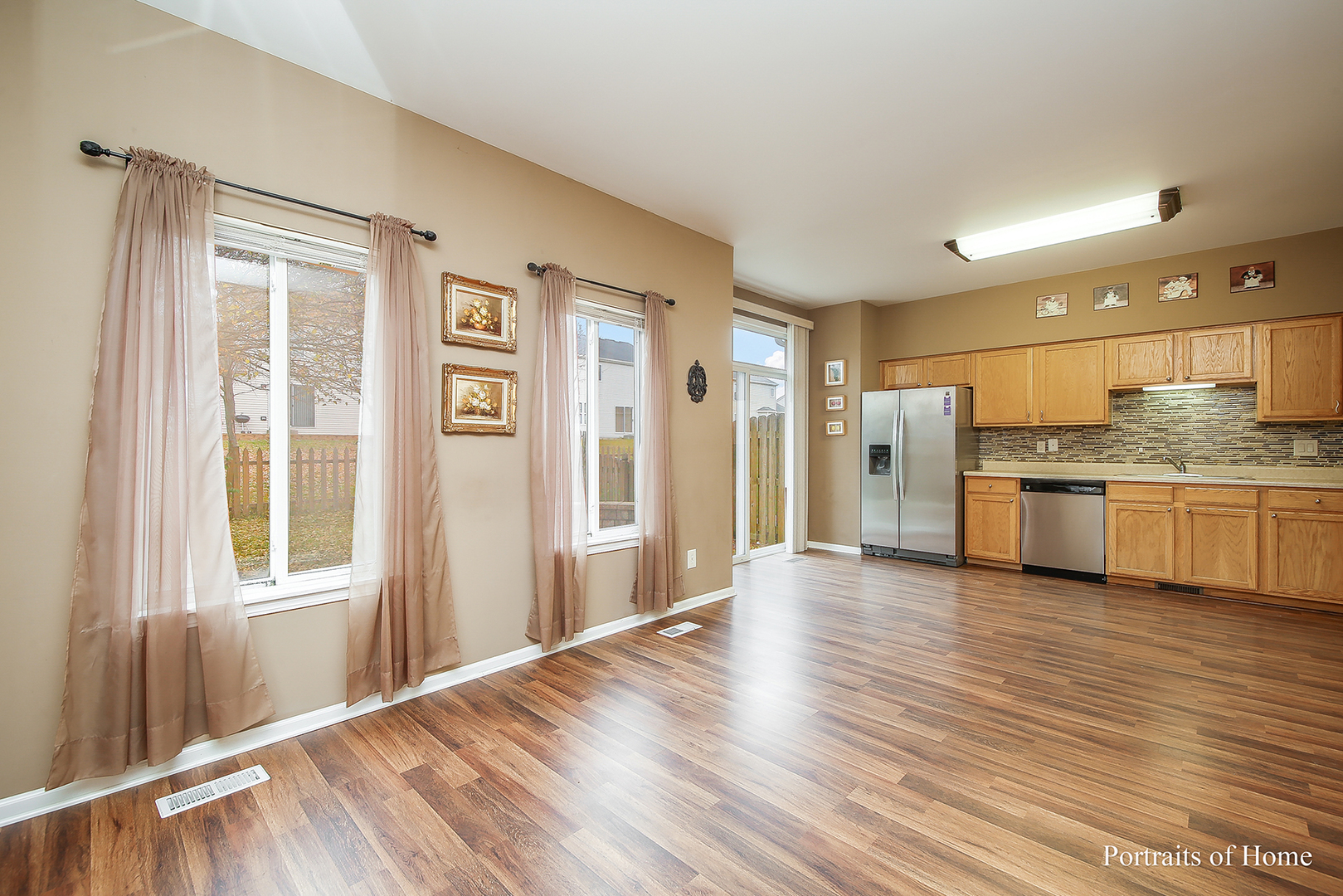343 Reston Circle Romeoville, IL 60446 - Photo 3 of 16
