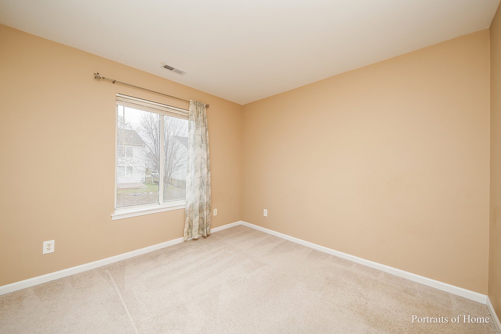 343 Reston Circle Romeoville, IL 60446 - Photo 10 of 16