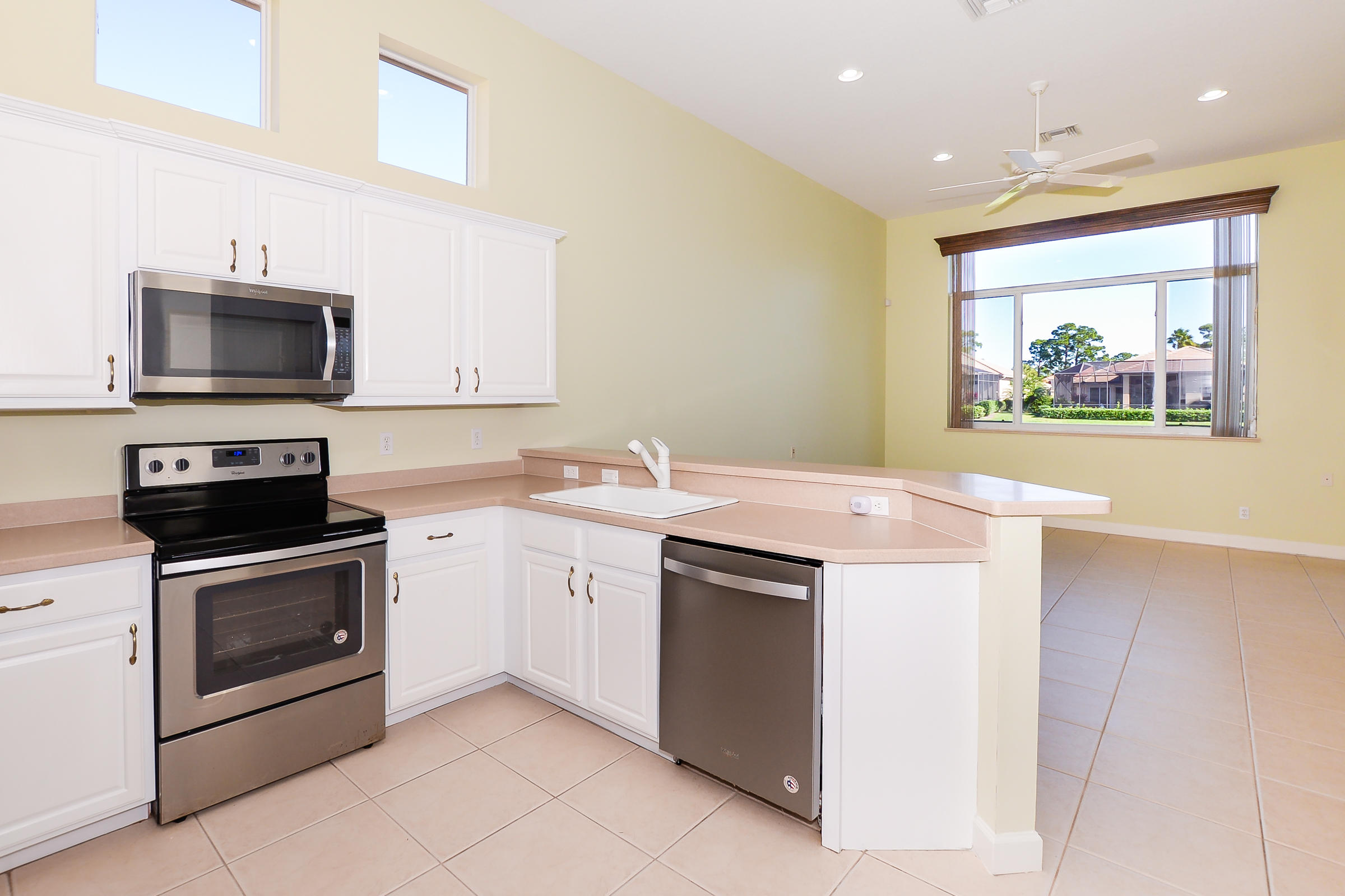 8832 First Tee Road Port St. Lucie, FL 34986 - Photo 13 of 60 LR-5999