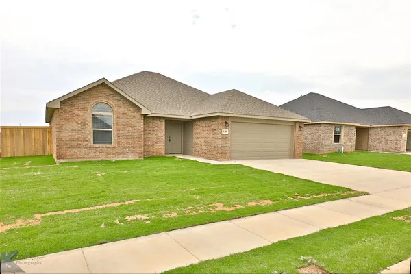 $2,895 | 138 Carriage Hills Parkway, Abilene, TX 79602