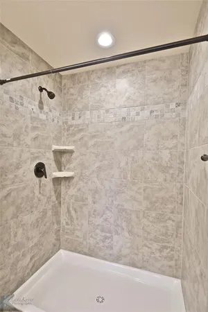 $2,895 | 138 Carriage Hills Parkway, Abilene, TX 79602