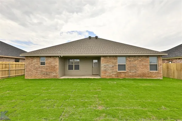 $2,895 | 138 Carriage Hills Parkway, Abilene, TX 79602
