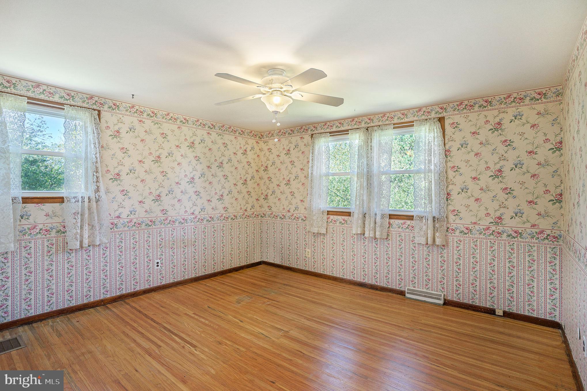 604 Quarry Road Harleysville, PA 19438 - Photo 25 of 44 Main bedroom