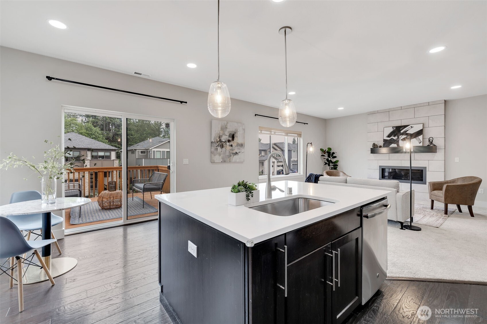 20513 Richmond Road Bothell, WA 98012 - Photo 10 of 40