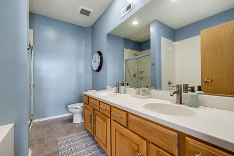 $475,000 | 1601 South Michigan Avenue, Unit 502, Chicago, IL 60616