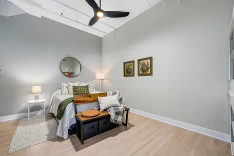 $475,000 | 1601 South Michigan Avenue, Unit 502, Chicago, IL 60616