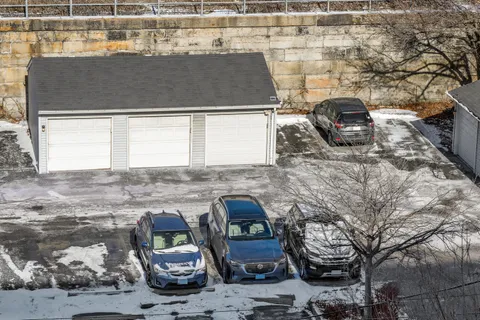 $475,000 | 1601 South Michigan Avenue, Unit 502, Chicago, IL 60616